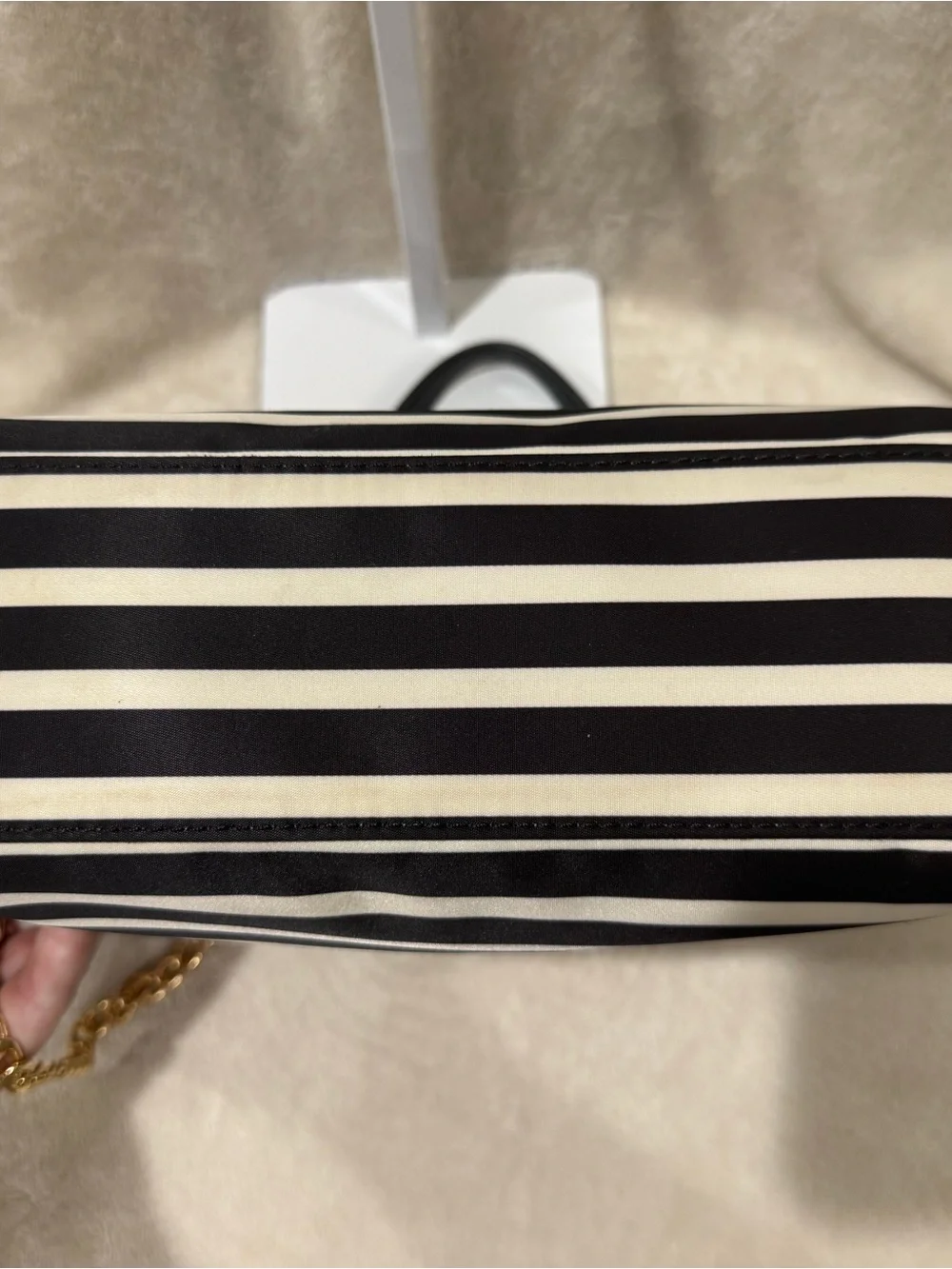 kate spade Watson Lane Lucie Small Crossbody with Gold Chain